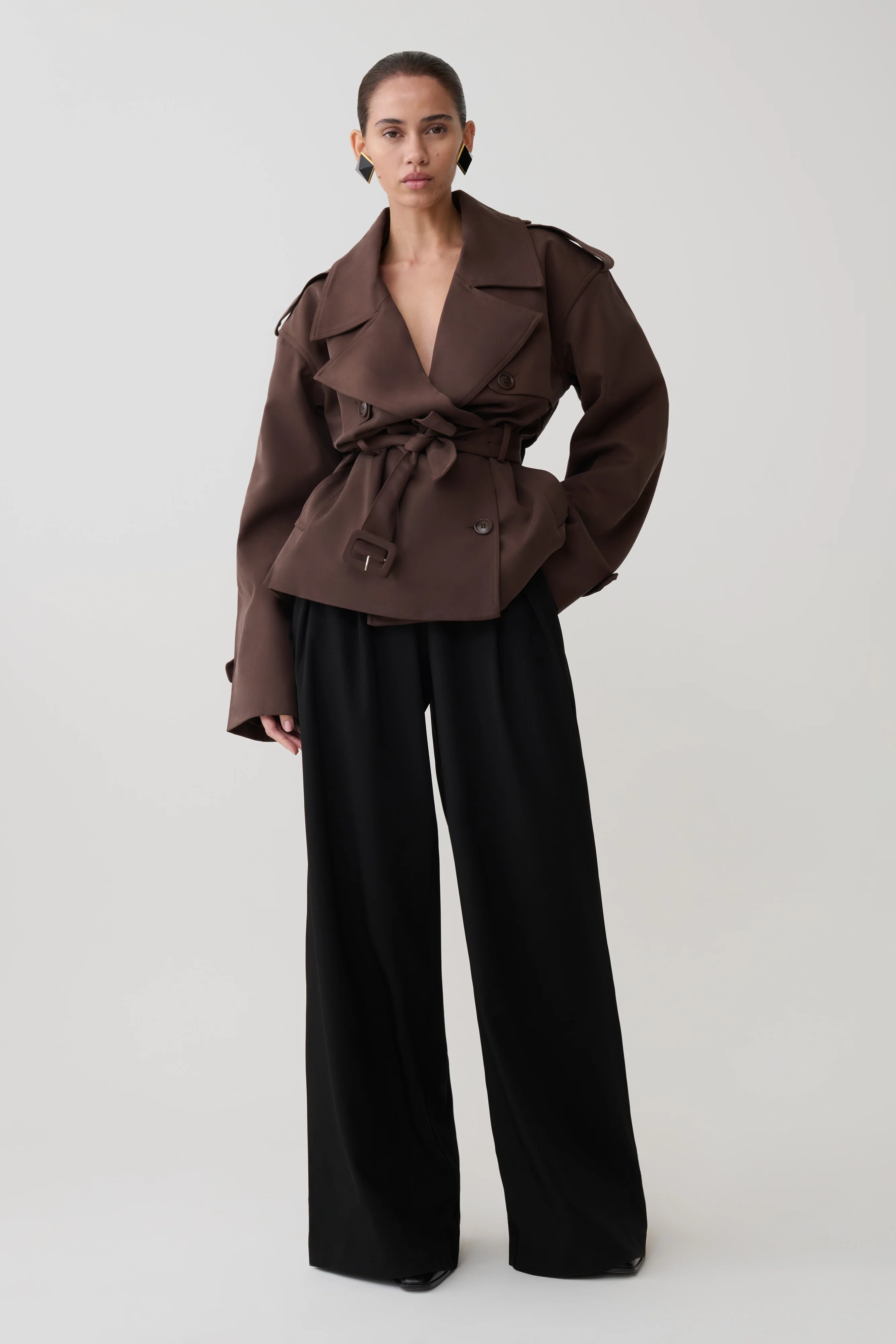 Alden Short Trench Jacket - Chocolate - Image 4
