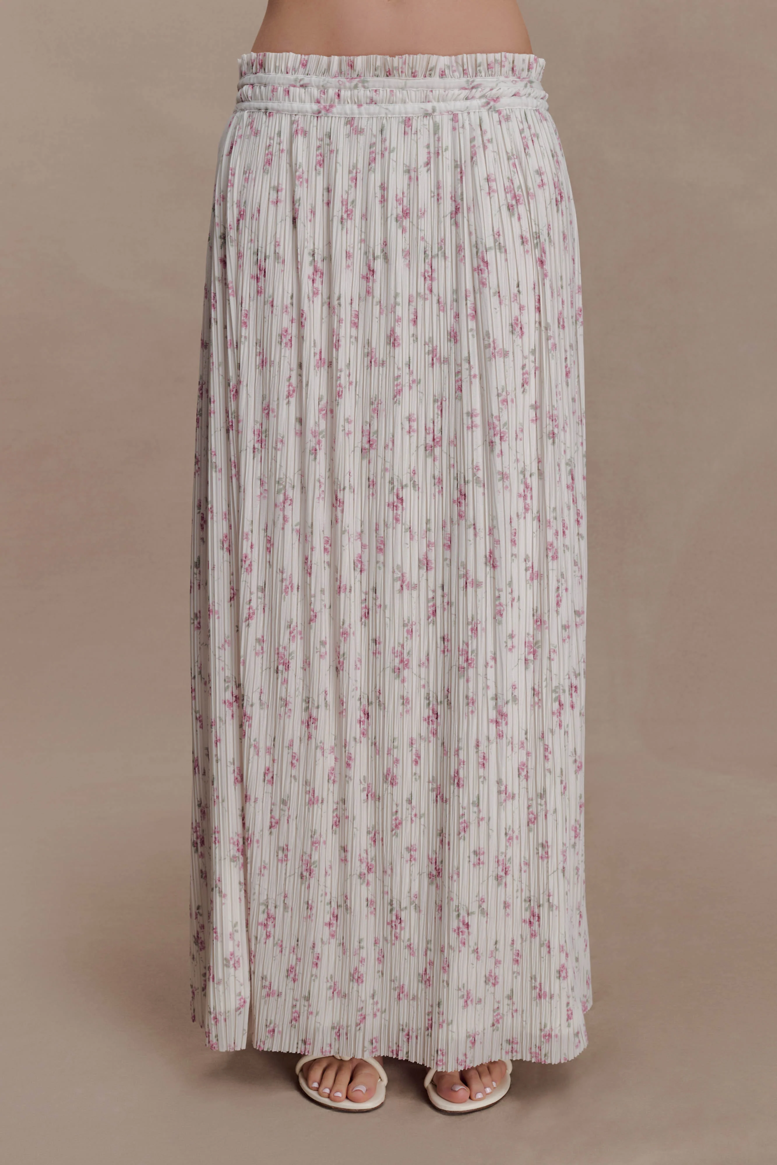 Amaris Gathered Plisse Maxi Skirt - Floral Ditsy Print - Image 9