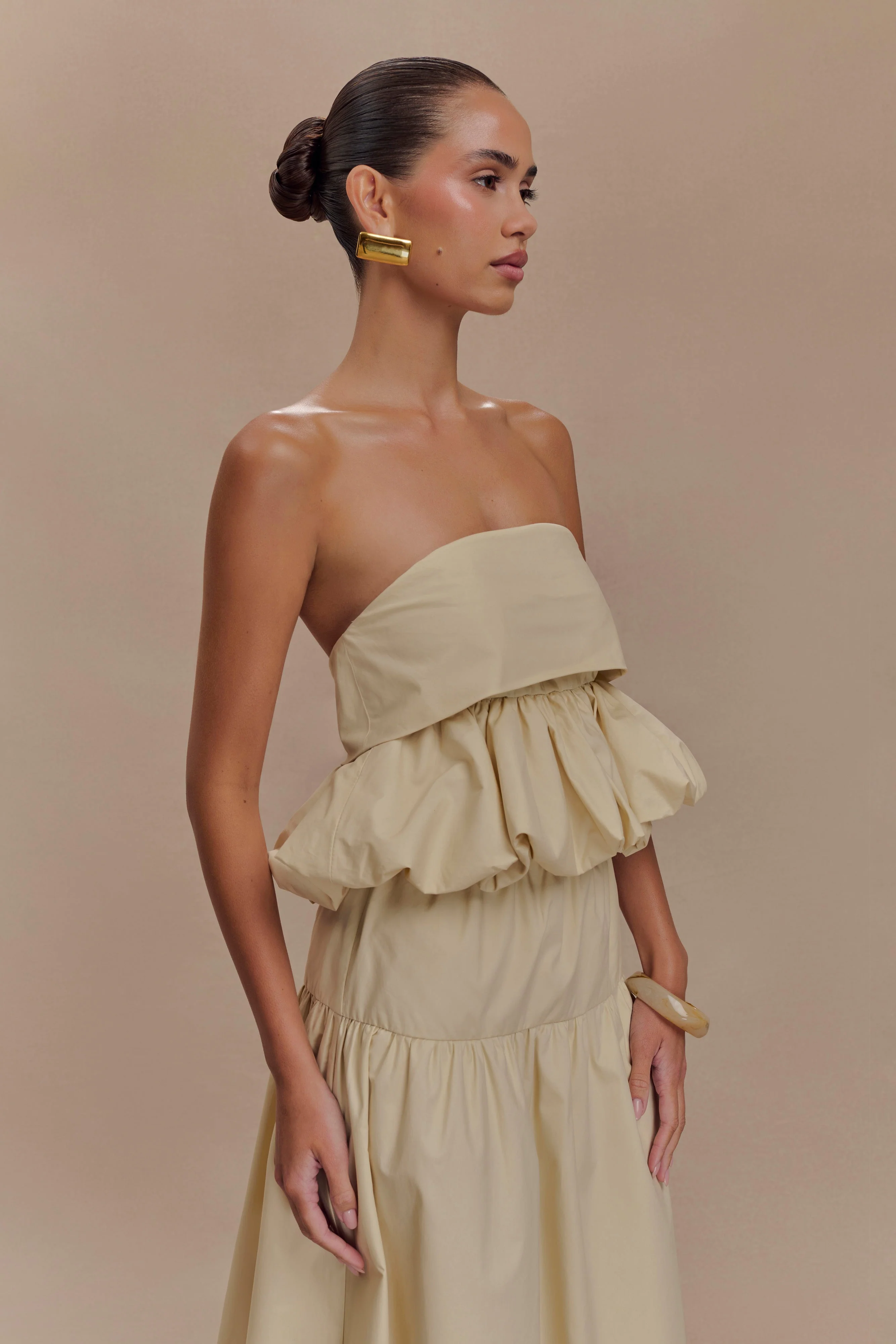 Amirah Strapless Bubble Crop Top - Nude - Image 3