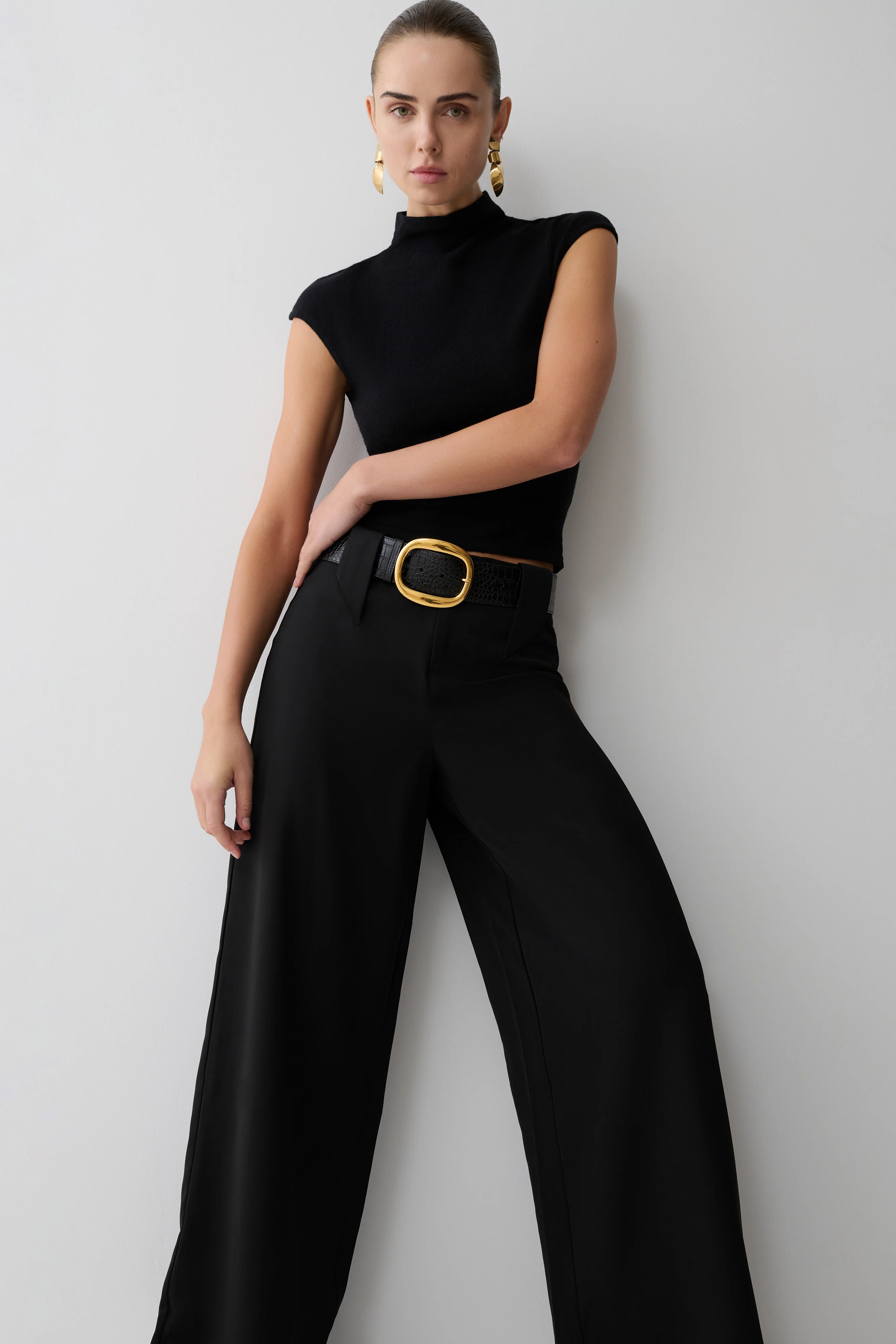 Arlo Wide Leg Suiting Trouser - Black - Image 4