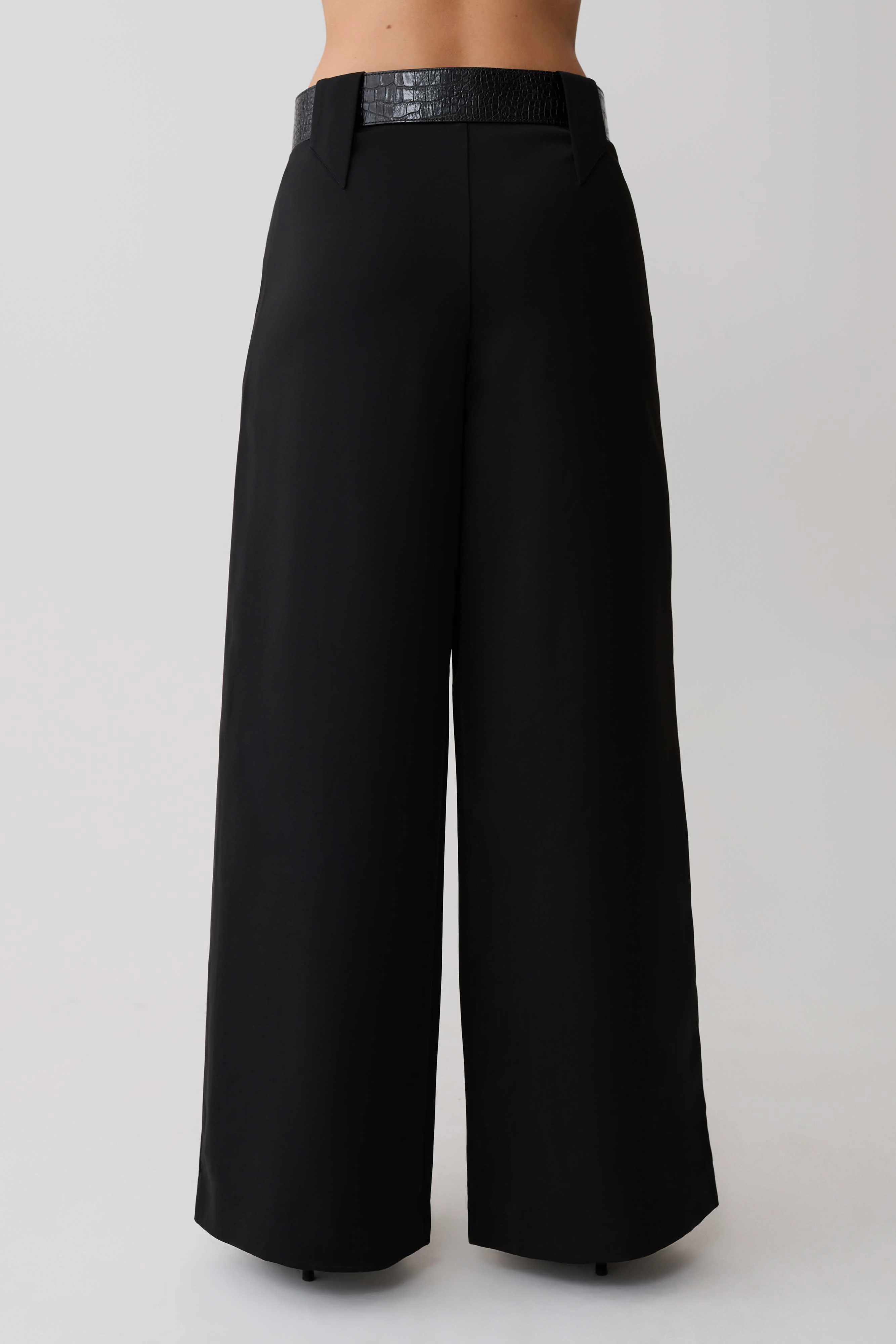 Arlo Wide Leg Suiting Trouser - Black - Image 6