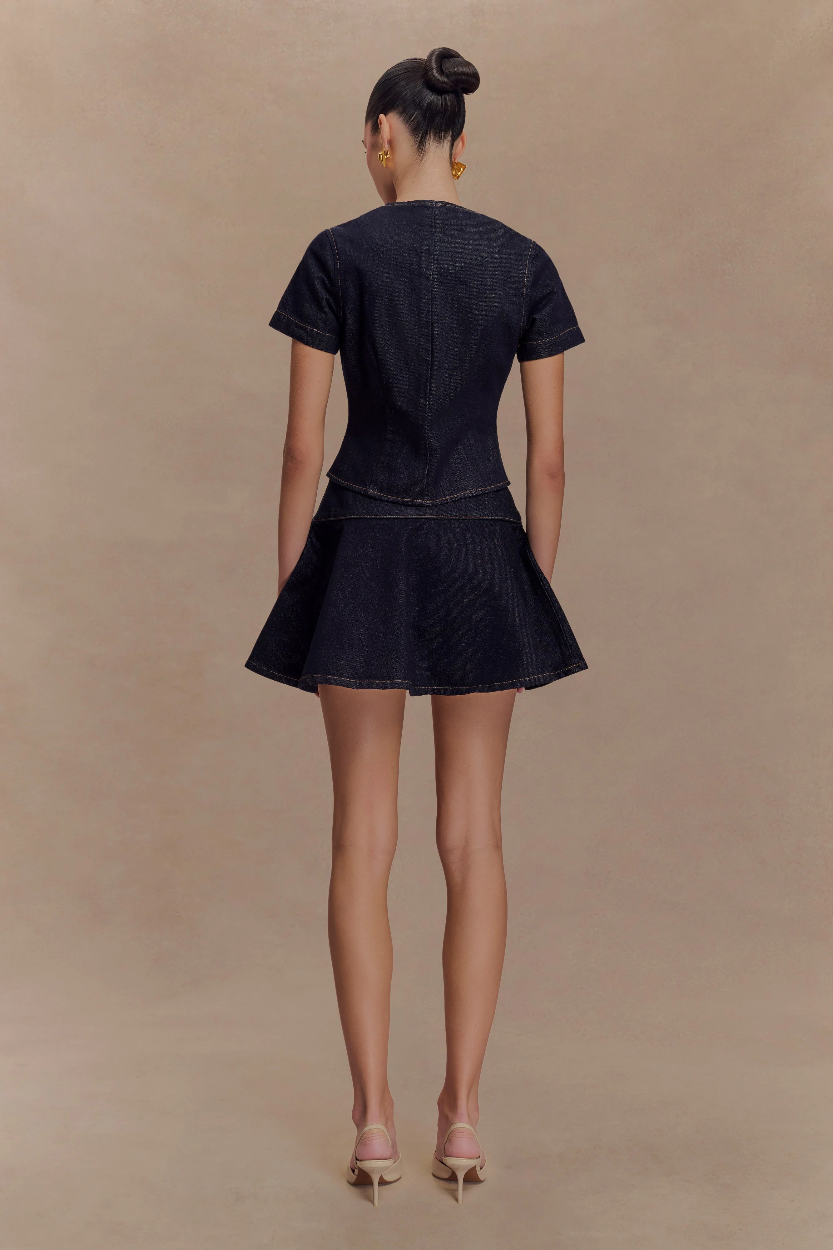 Bethany Short Sleeve Buttoned Denim Top - Washed Indigo Blue - Image 2