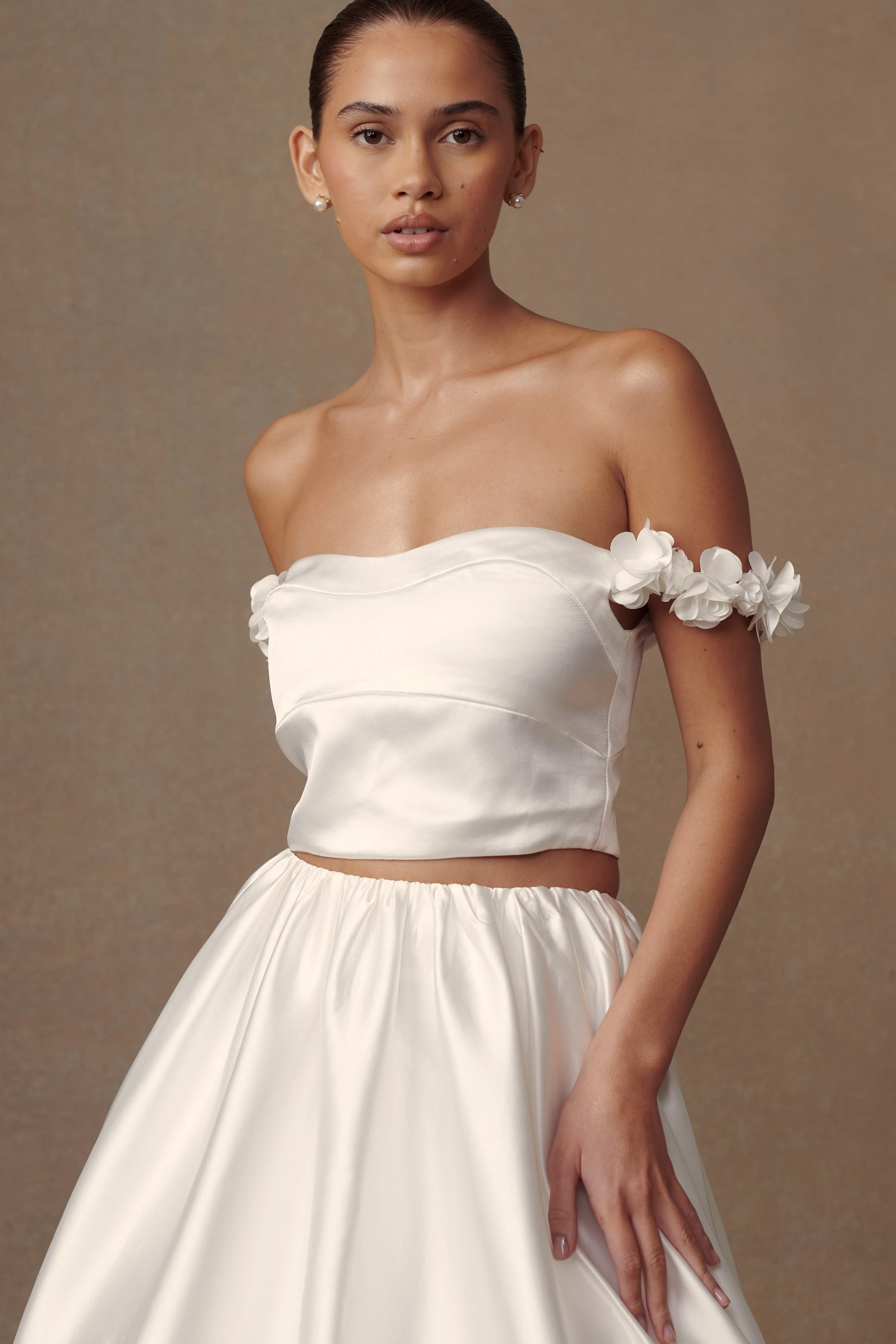 Karrie Cropped Satin Rose Bodice - White - Image 5
