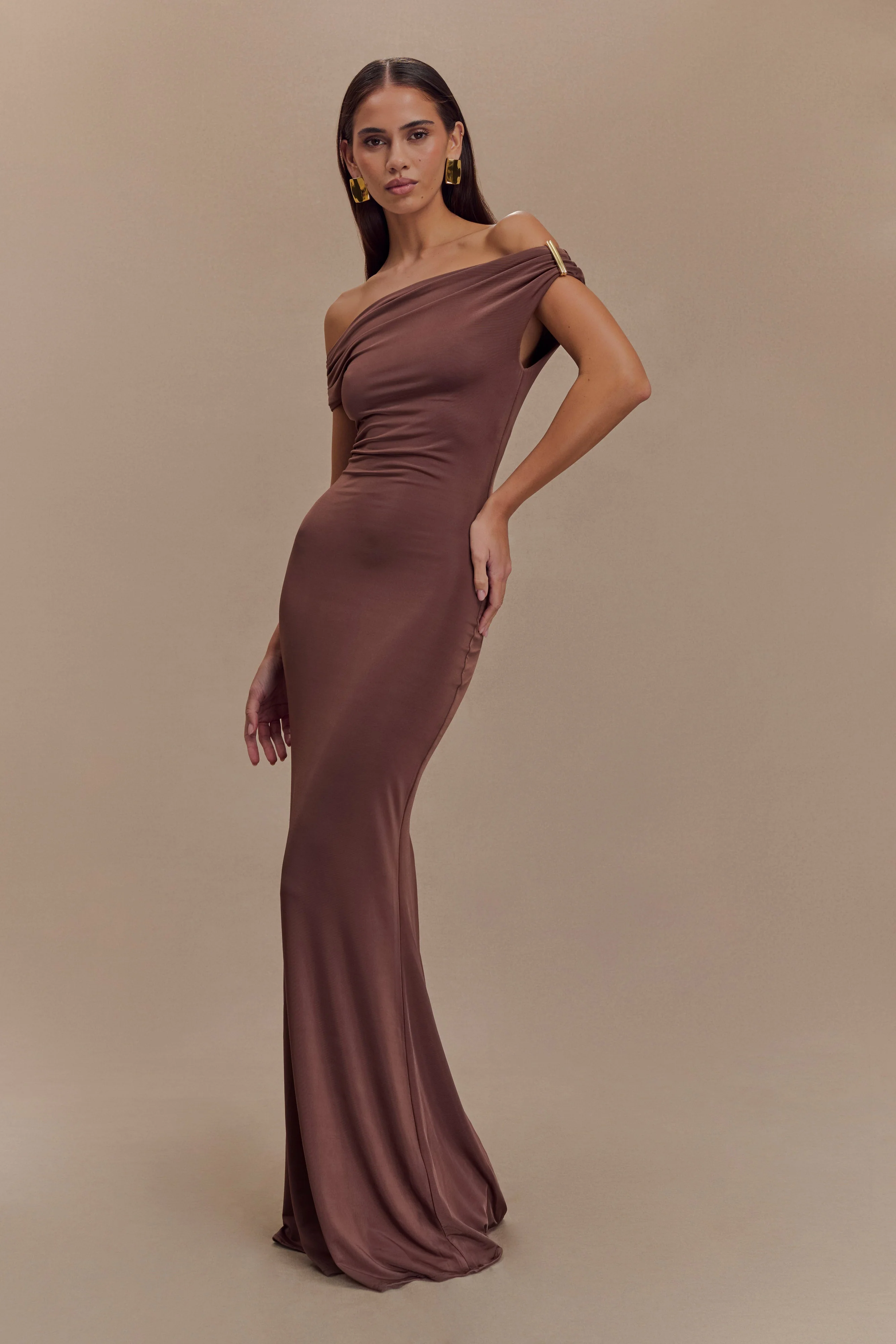 Kinsley Slinky Maxi Dress With Hardware - Chocolate - Image 5