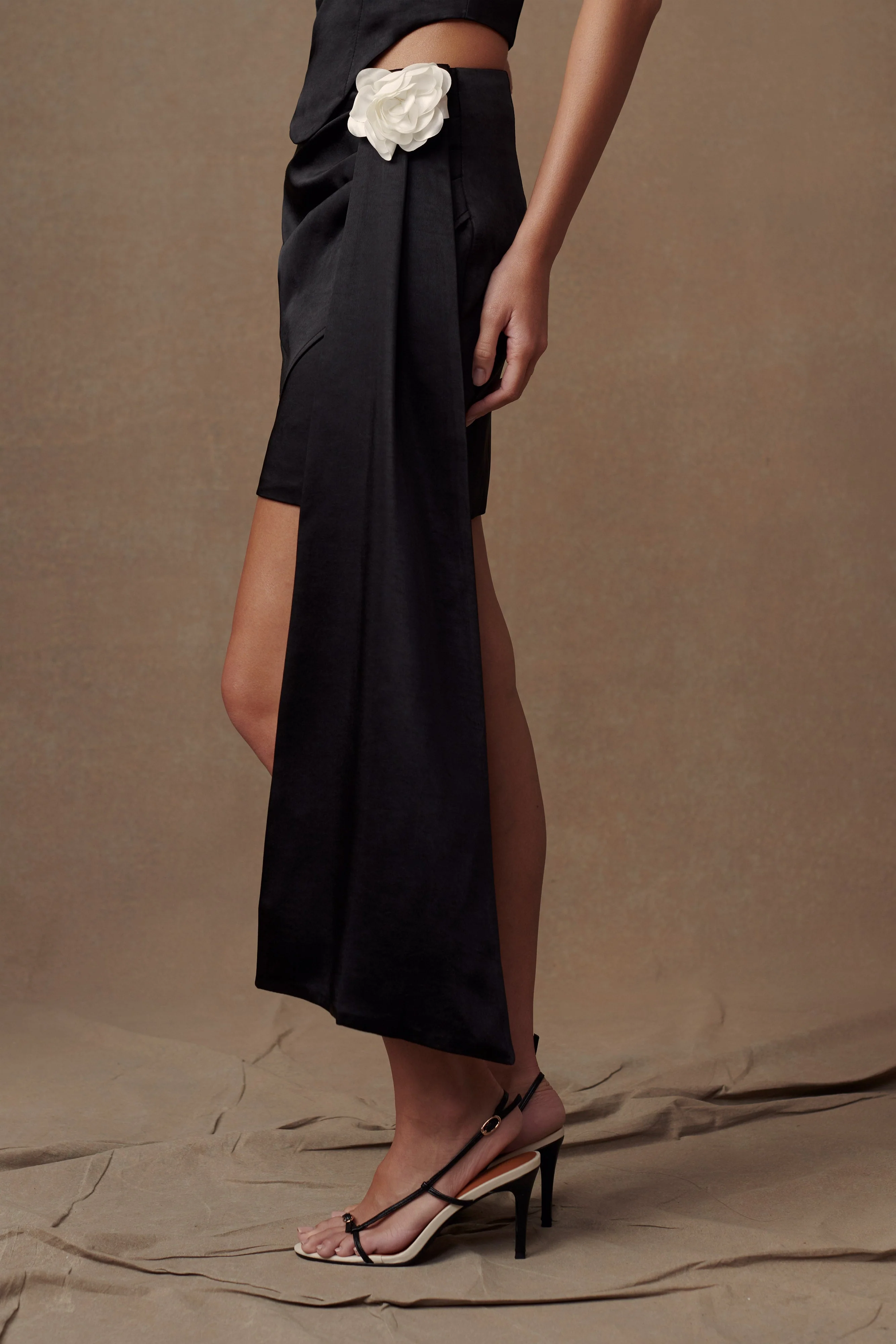 Margot Rose Mini Skirt - Black - Image 5