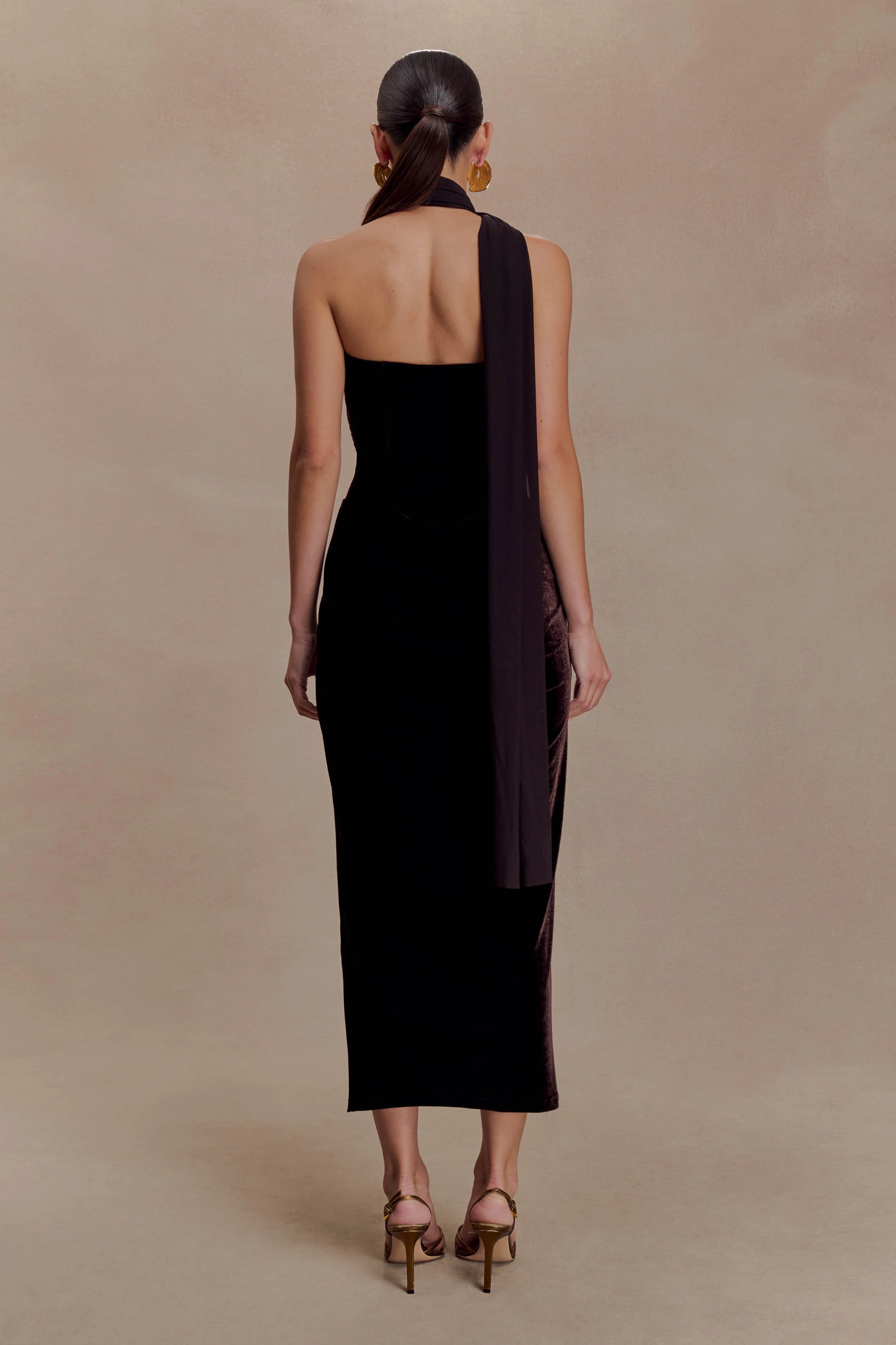 Mattea Velvet Midi Dress With Scarf - Chocolate - Image 2