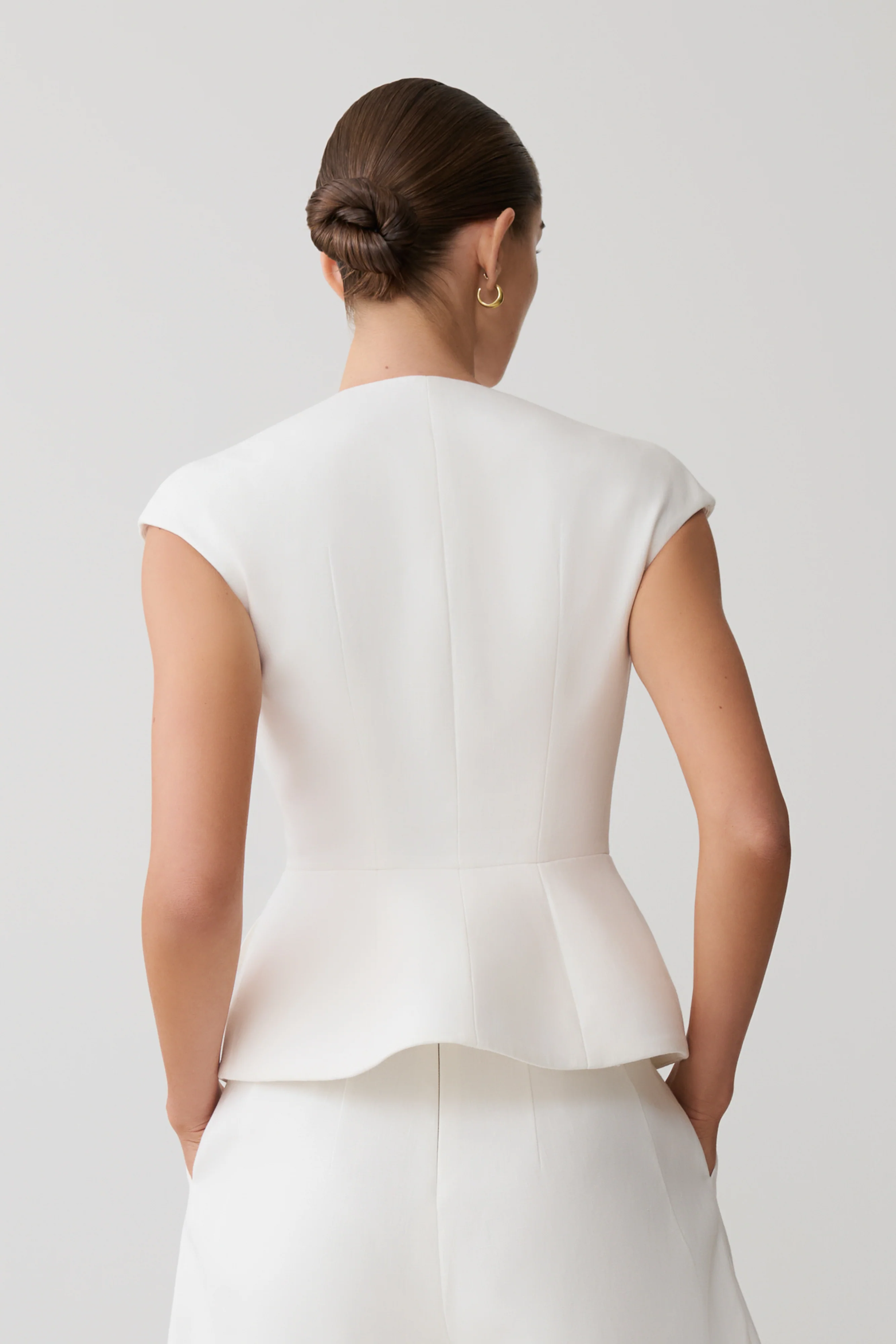Oriana Linen Button Vest - White - Image 3