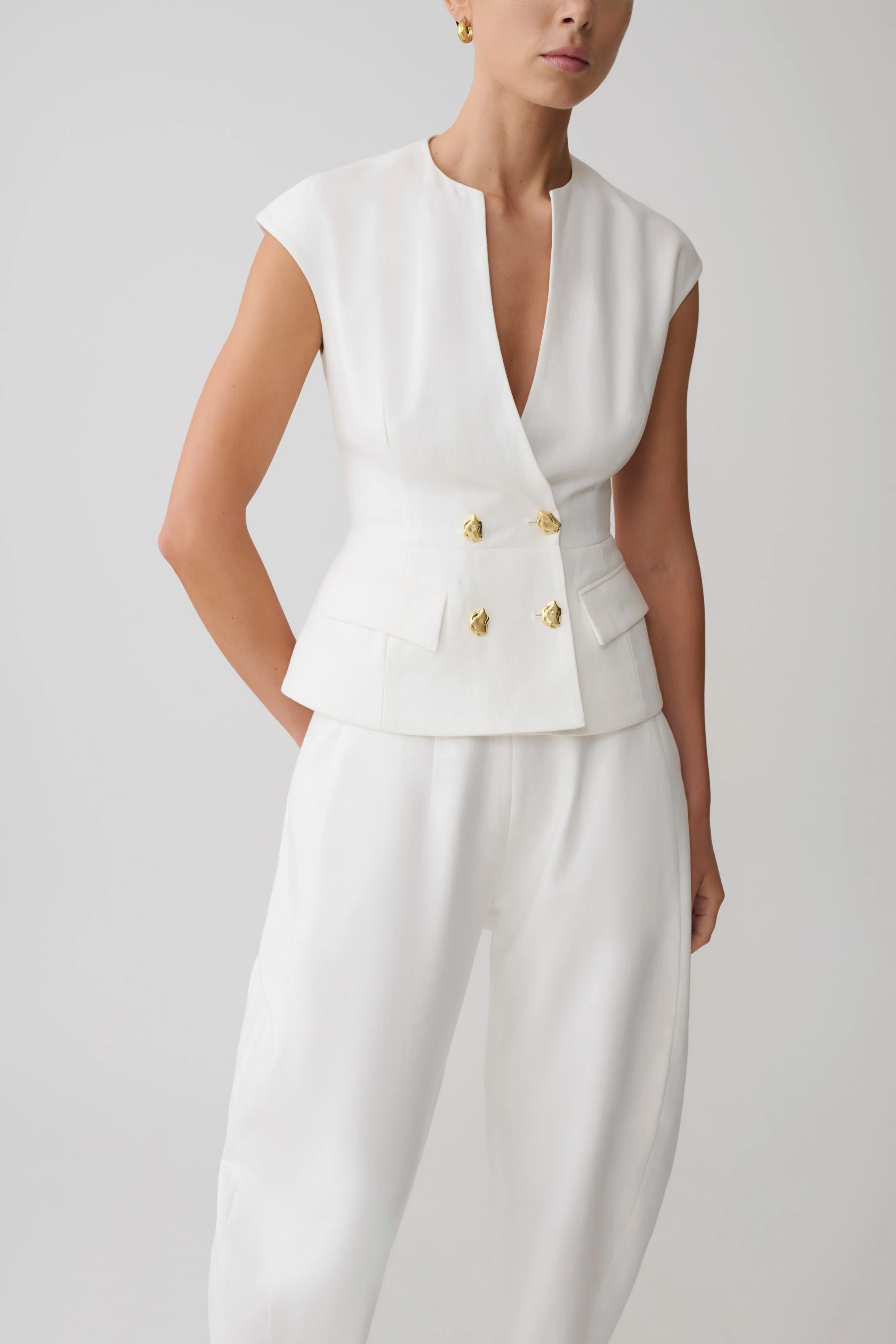 Oriana Linen Button Vest - White - Image 4