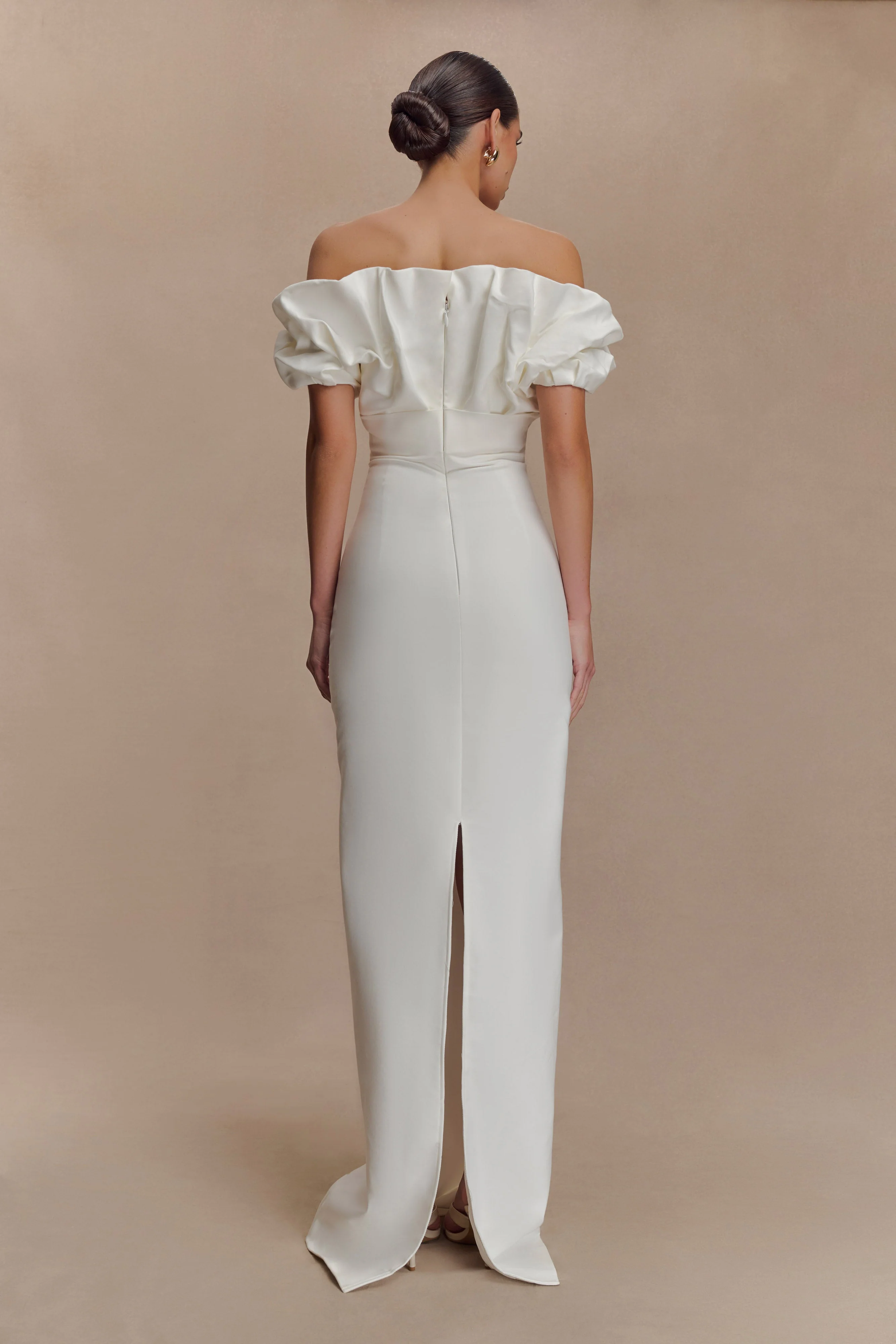 Sariya Sculptural Maxi Dress - White - Image 2