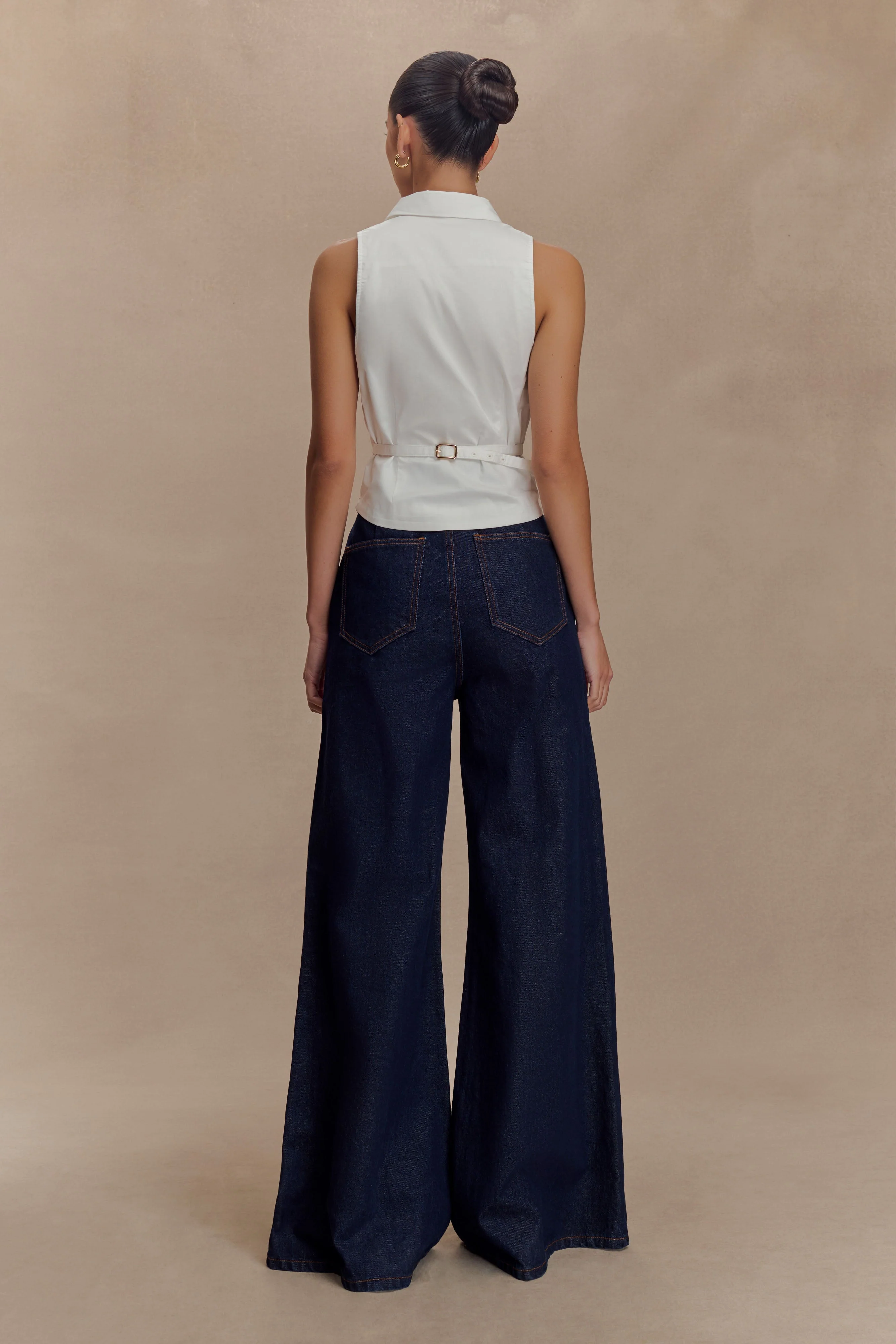 Selene Sleeveless Halter Shirt - White - Image 5
