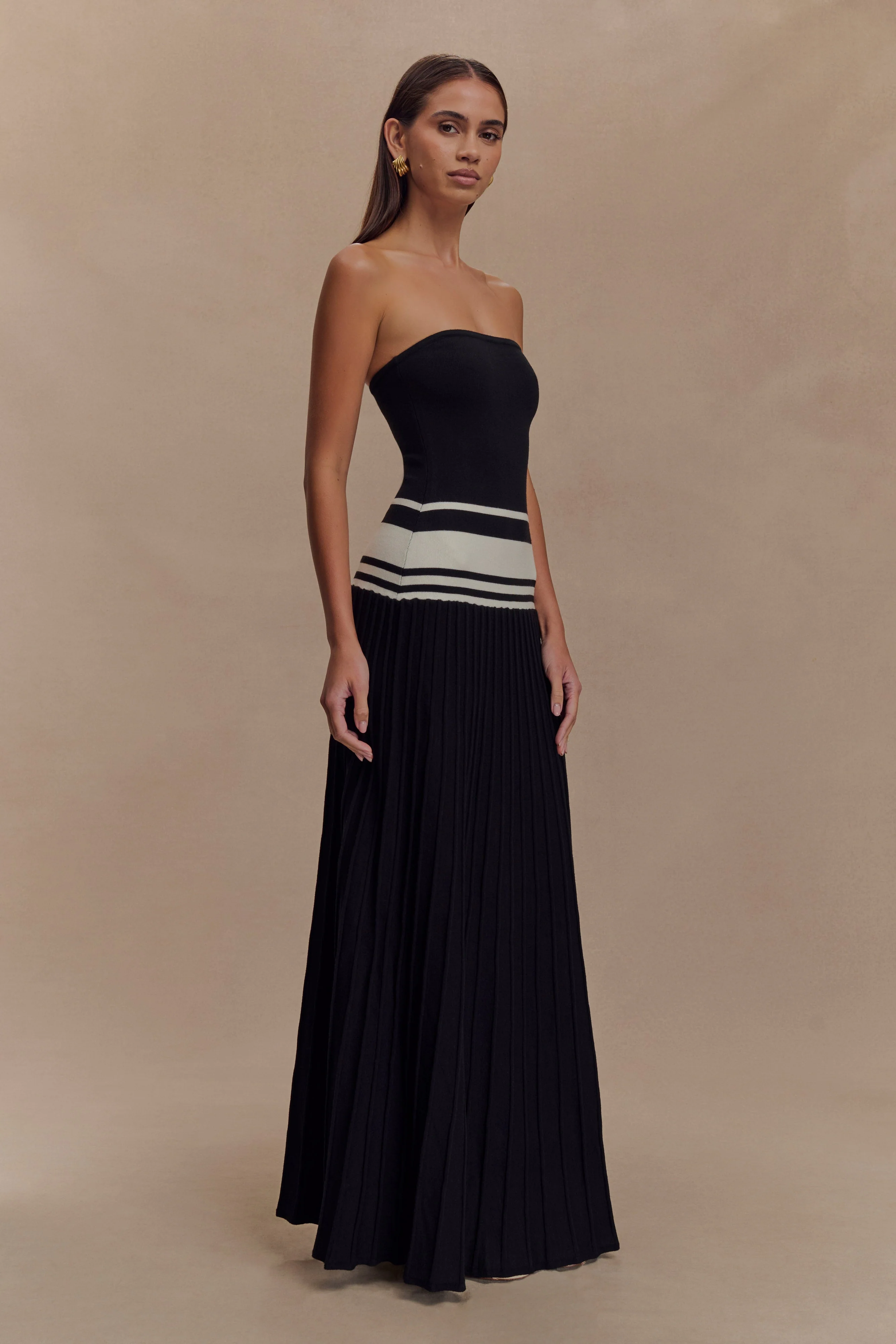 Solaris Strapless Contrast Knit Maxi Dress - Black/White - Image 5