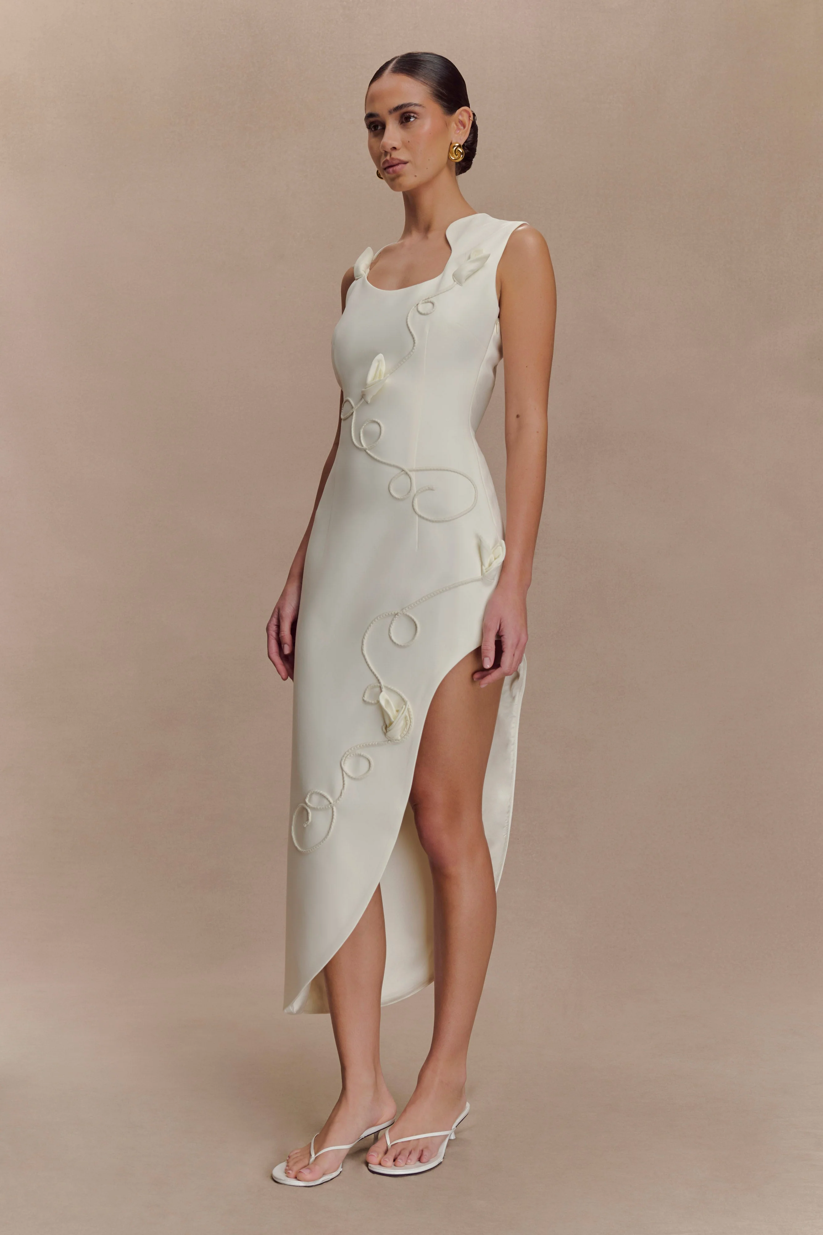 Virginia Suiting Embroidered Midi Dress - White - Image 5